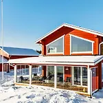 Holiday home Lehtoniemi By Interhome Sonka